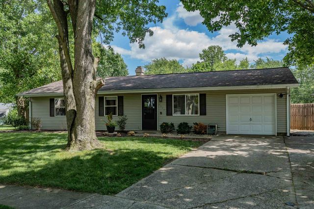 1524 Tartan Court, New Haven, IN 46774
