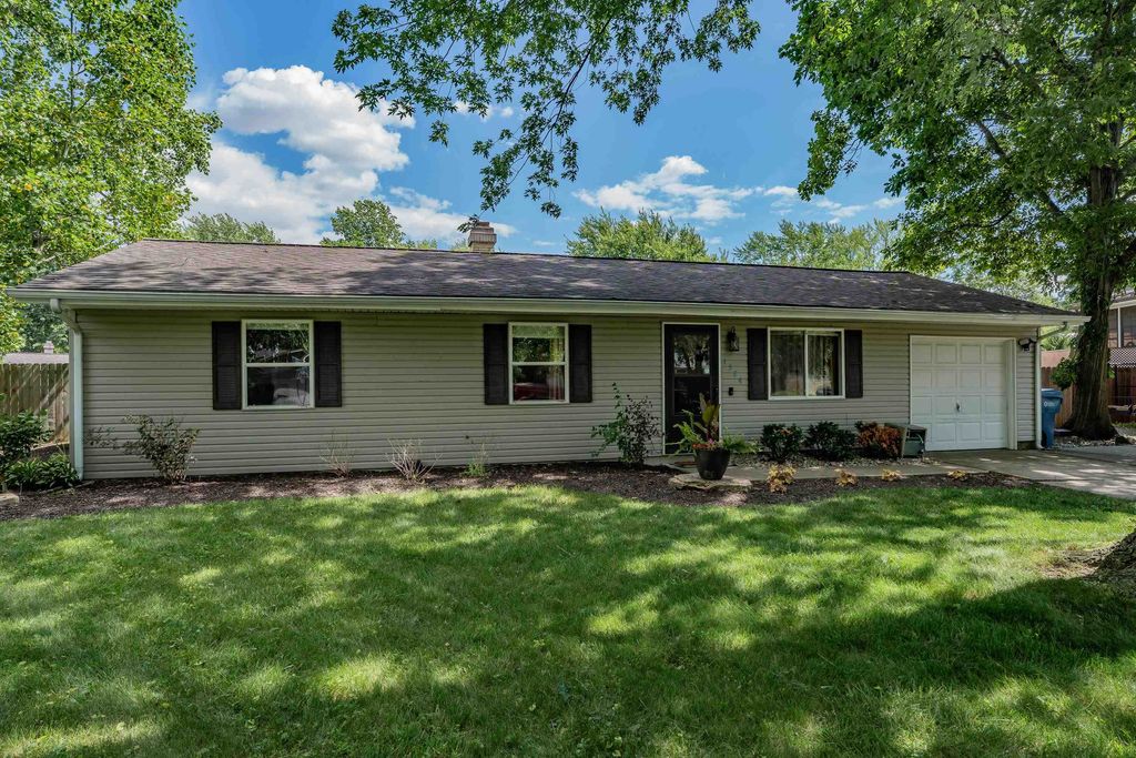 1524 Tartan Court, New Haven, IN 46774