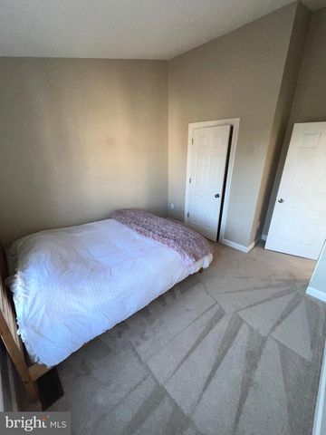 14217 BELT BUCKLE CT, Centreville, VA 20121