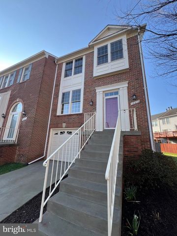 14217 BELT BUCKLE CT, Centreville, VA 20121