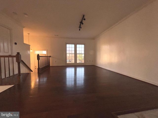 14217 BELT BUCKLE CT, Centreville, VA 20121