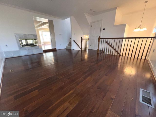 14217 BELT BUCKLE CT, Centreville, VA 20121