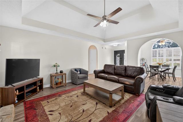 4290 Perrinton Trail, Loganville, GA 30052