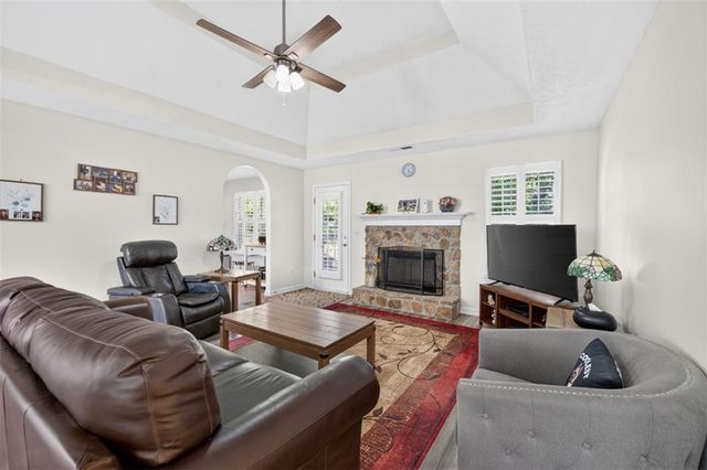 4290 Perrinton Trail, Loganville, GA 30052