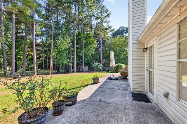 4290 Perrinton Trail, Loganville, GA 30052