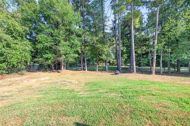 4290 Perrinton Trail, Loganville, GA 30052