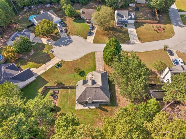 4290 Perrinton Trail, Loganville, GA 30052