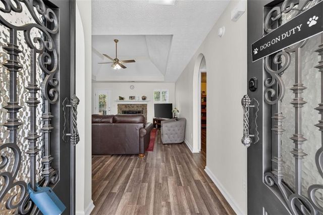 4290 Perrinton Trail, Loganville, GA 30052