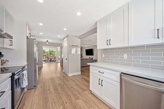 3183 Granada Dr, Cameron Park, CA 95682