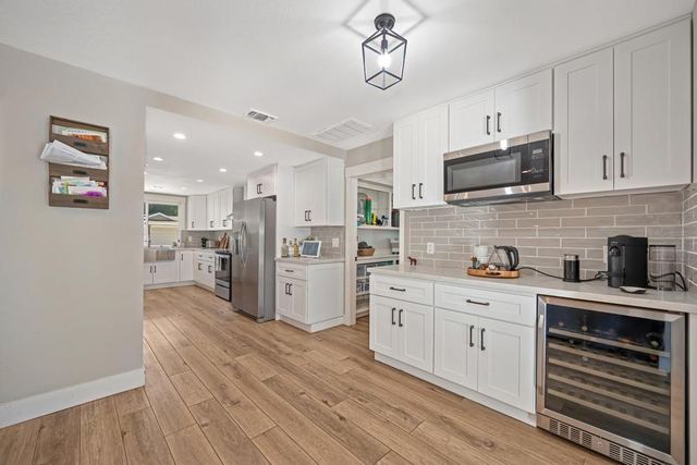 3183 Granada Dr, Cameron Park, CA 95682