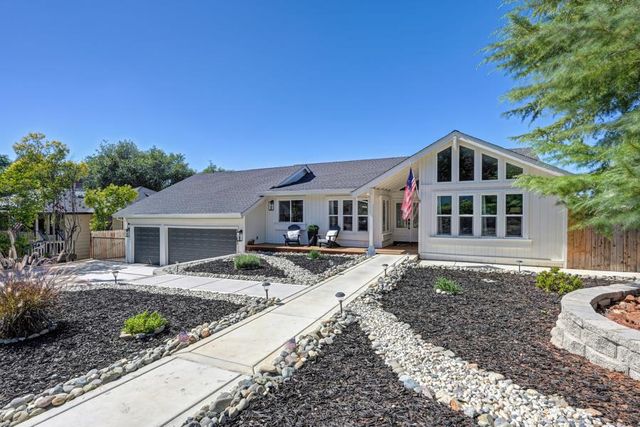 3183 Granada Dr, Cameron Park, CA 95682