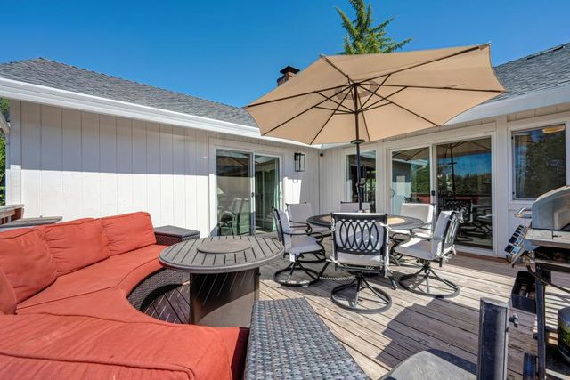 3183 Granada Dr, Cameron Park, CA 95682