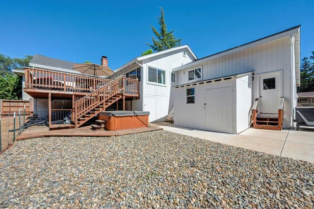 3183 Granada Dr, Cameron Park, CA 95682