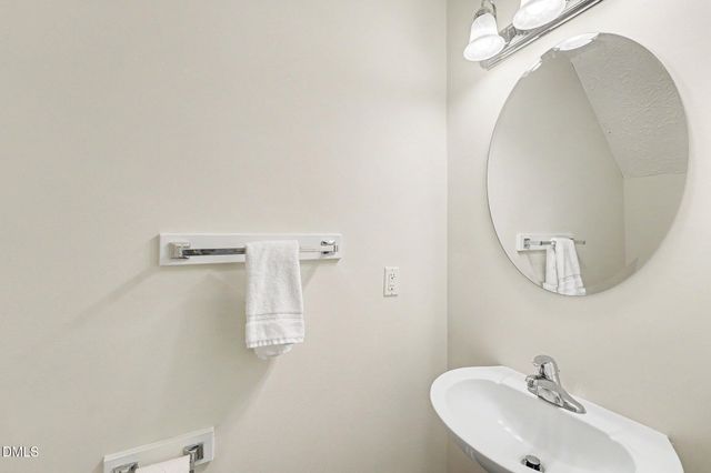 426 Saint John Drive, Durham, NC 27703