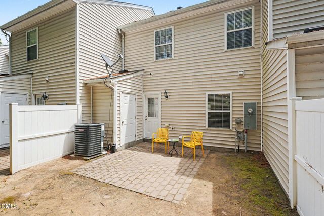 426 Saint John Drive, Durham, NC 27703