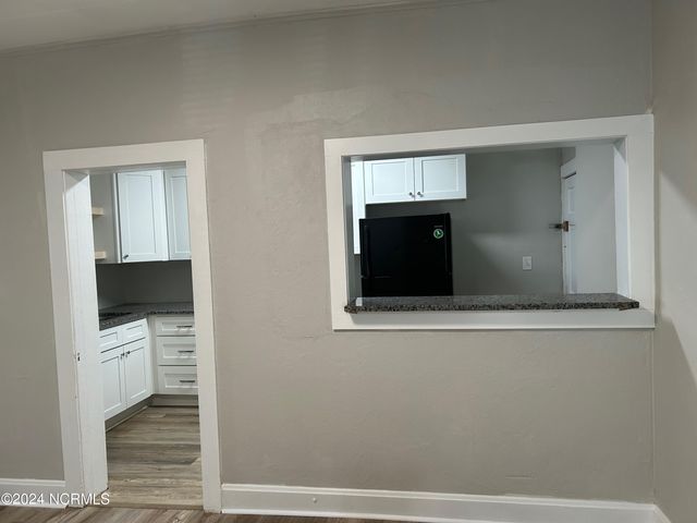 240 W New Hampshire Avenue, Southern Pines, NC 28387