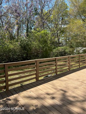 240 W New Hampshire Avenue, Southern Pines, NC 28387