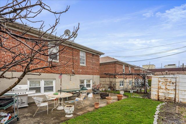 196-52 45th Drive, Flushing, NY 11358