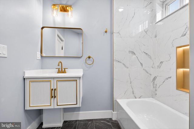 241 N PAXON ST, Philadelphia, PA 19139