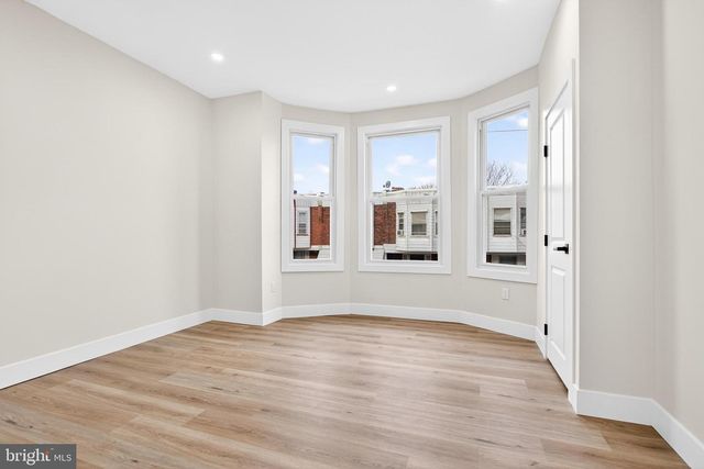 241 N PAXON ST, Philadelphia, PA 19139