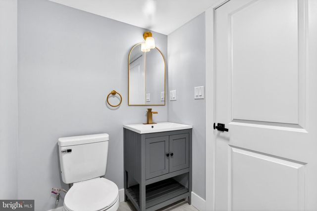 241 N PAXON ST, Philadelphia, PA 19139