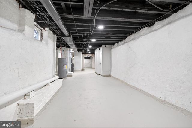 241 N PAXON ST, Philadelphia, PA 19139