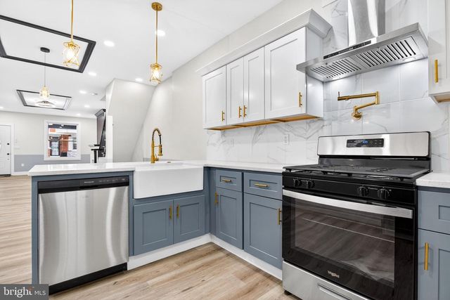 241 N PAXON ST, Philadelphia, PA 19139