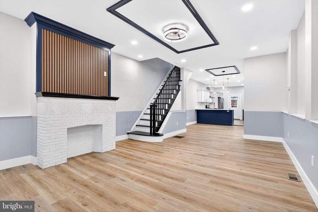 241 N PAXON ST, Philadelphia, PA 19139