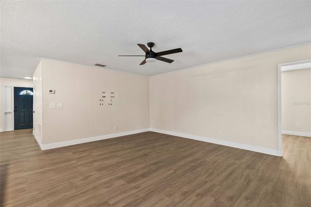 10016 BRIDLEWOOD AVENUE, Orlando, FL 32825