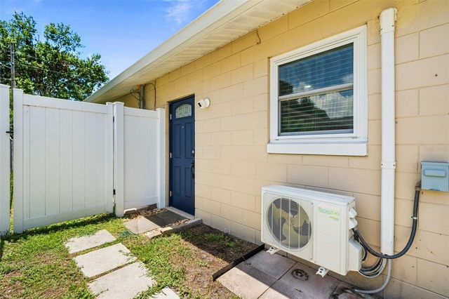 10016 BRIDLEWOOD AVENUE, Orlando, FL 32825