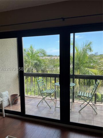 3050 Presidential Way 403, West Palm Beach, FL 33401