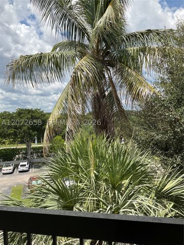 3050 Presidential Way 403, West Palm Beach, FL 33401