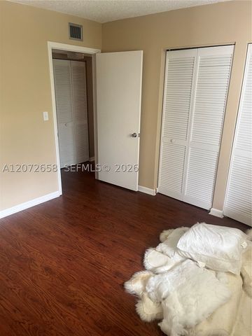 3050 Presidential Way 403, West Palm Beach, FL 33401