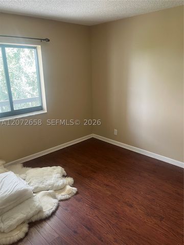 3050 Presidential Way 403, West Palm Beach, FL 33401