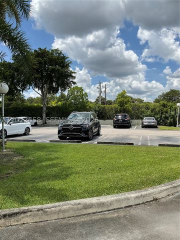 3050 Presidential Way 403, West Palm Beach, FL 33401