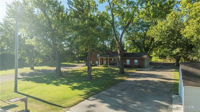 720 E Kessler Cowlesville Road, Tipp City, OH 45371