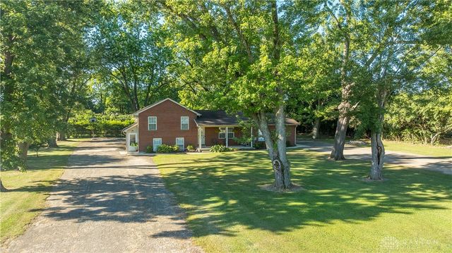 720 E Kessler Cowlesville Road, Tipp City, OH 45371