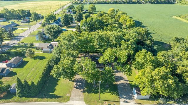 720 E Kessler Cowlesville Road, Tipp City, OH 45371