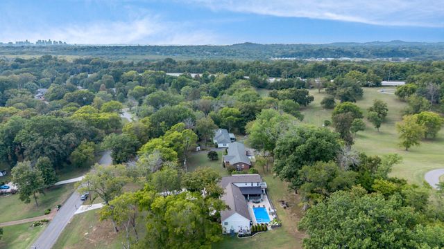 2712 Windemere Dr, Nashville, TN 37214