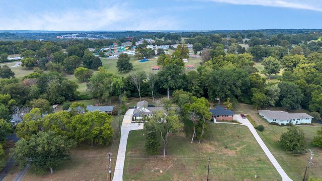 2712 Windemere Dr, Nashville, TN 37214