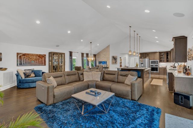 2712 Windemere Dr, Nashville, TN 37214