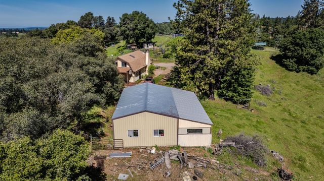 17800 Red Mule Rd, Fiddletown, CA 95629