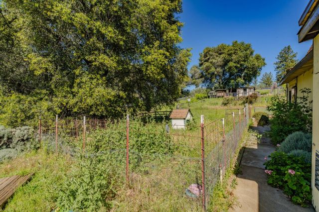 17800 Red Mule Rd, Fiddletown, CA 95629