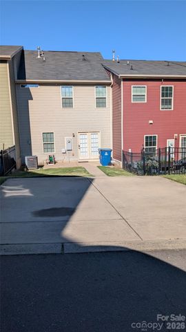 1645 Fleetwood Drive, Charlotte, NC 28208