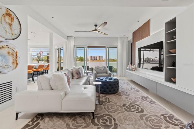 6427 MOORINGS POINT CIRCLE 101, Lakewood Ranch, FL 34202