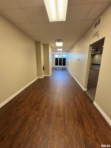 4935 UTICA RIDGE Road 120, Davenport, IA 52807