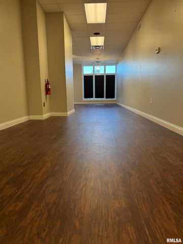 4935 UTICA RIDGE Road 120, Davenport, IA 52807