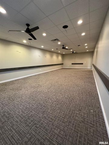 4935 UTICA RIDGE Road 120, Davenport, IA 52807