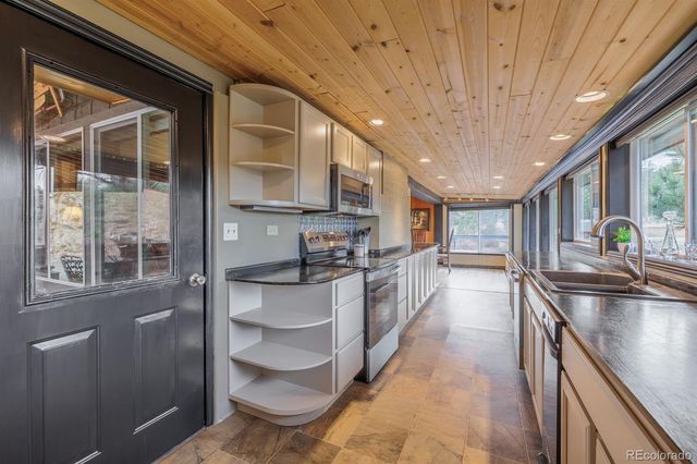 15895 Pine Lake Drive, Woodland Park, CO 80863