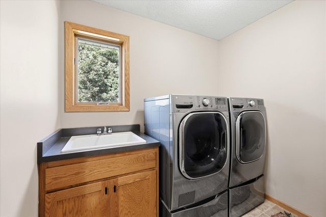 27354 107th Street NW, Zimmerman, MN 55398
